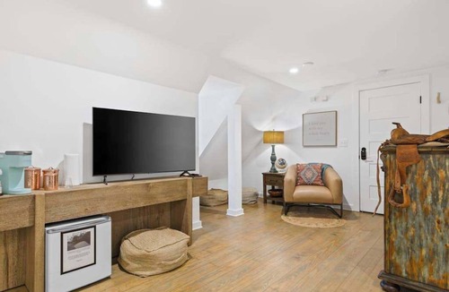 Blairsville House | The Lodge with 5 individual en-suites