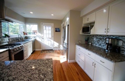 Bel Aire House | The Traveler's House-Central to All, Hilltop, Gameroom, Hot Tub, Firepit, Skiing