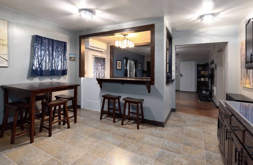 Downtown Klamath Falls House | Tilty House in the Hidden Hills
