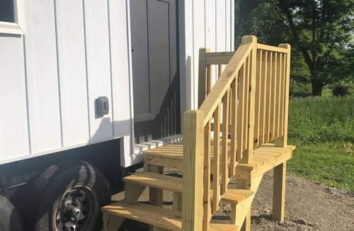 Beaver Dams Cabin | Tiny home on wheels nestled between Corning and Watkins Glen, NY
