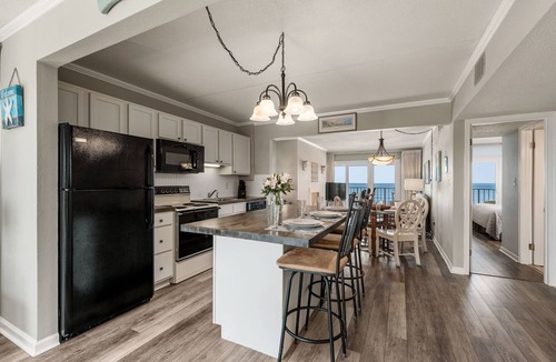 Nags Head Condo | Top Floor Oceanfront Condo with Stunning Views and Walk-In Shower