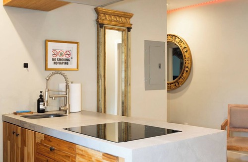 East Little Havana Apartment | Trendy Brickell 2bd/2bth Free Parking Apt 5