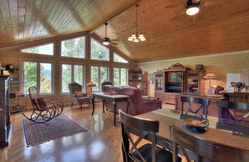Durango House | Two Homes in the Same Building - Hot Tub - Minutes to Downtown Durango