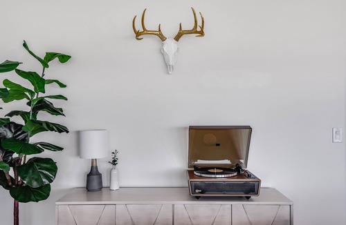 Underwood House | Unbeatable Mountain and River Views @pinpointstays