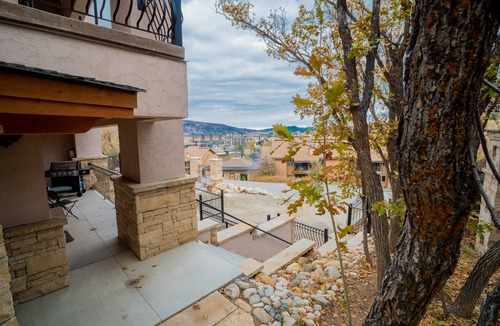 Steamboat Springs House | Under the Gondola - Moose View Suite, Dog Friendly!
