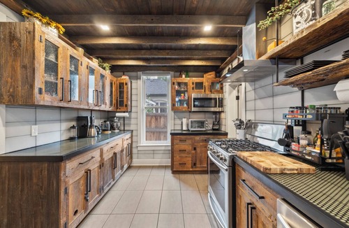 Old Town West House | Uniquely Modern Old Town Gem with Hot Tub