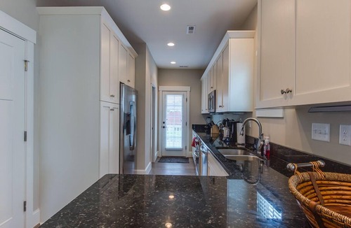 Northeast Virginia Beach House | Updated 2BR pet-friendly townhouse near beach, boardwalk, dining, and parking.