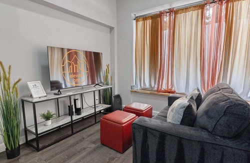 Barths Apartment | Updated Loft in a Convenient Area!