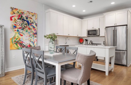 Murray Hill Condo | Upscale Condo in Annapolis w/Private Parking