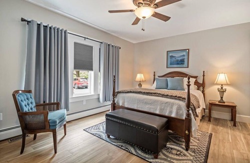Glens Falls Condo | Upscale Downtown Glens Falls Suite — Walk to Museums, Shops & Dining