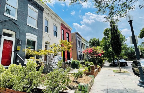 Capitol Hill Apartment | Urban Serenity - Chic 1-bedroom apt in DC - 5 min walk to metro, near monuments