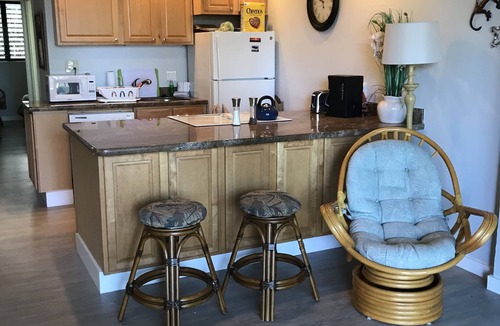 Kahana Condo | W. MAUI OPEN SUMMER SPCL RATES—OCENFRNT CONDO 2BD, 2BTH,IN KAHANA COOLED IN BDRM