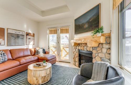 Copper Mountain Village House | Walk to Lifts: Copper Mtn Condo in Center Village