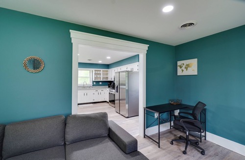 Shepherdstown Cottage | Walk to Stores: Home in Historic Shepherdstown!