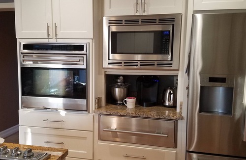 Lake Shore House | Washington Baltimore Annapolis area home, great for re-lo or extended stay