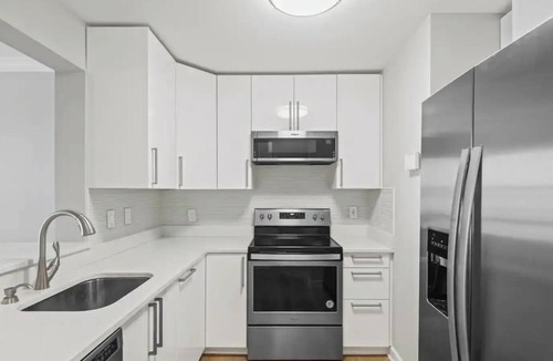 Inner Harbor Condo | Waterfront oasis near the Inner Harbor