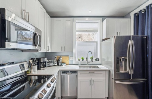 Ralston Valley Condo | West Arvada Peaceful 1-bedroom condo - New Construction, Spacious Patio & AC