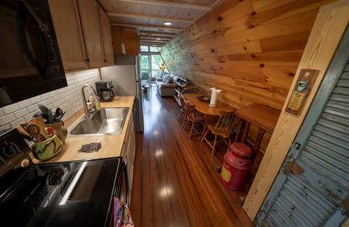 Murphy House | Whimsical A-Frame | Secluded Feel, Close to Town