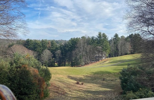 Roaring Gap Cottage | Whispering Pines Golf Views Blue Ridge Parkway