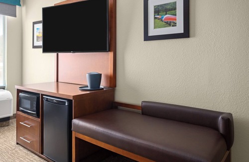 Buckhannon Hotel | Wingate by Wyndham Buckhannon
