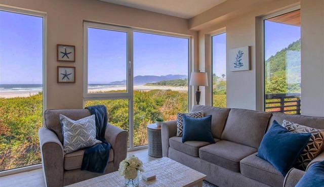 2 BDR | Beachfront | Private Balcony | Ocean Views