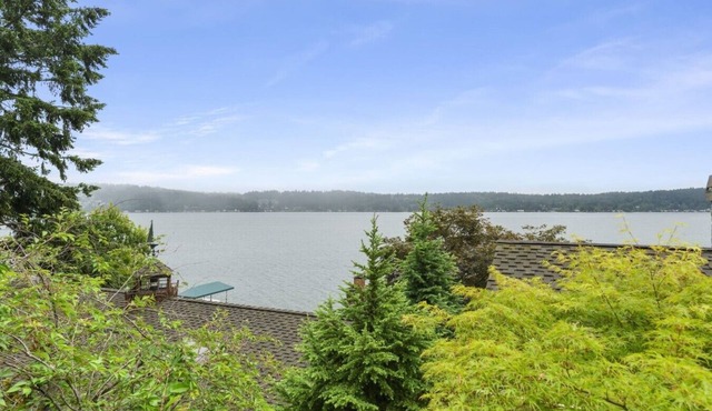 2BR 1BA Sammamish Lakeview Oasis – Bellevue