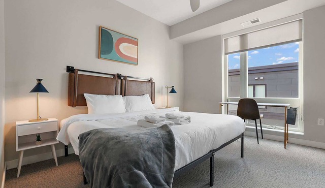 2BR 2BA CozySuites in Marquee with pool & gym