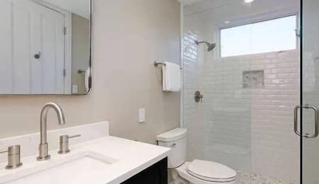 5/6 Amazing Home-Pool Table-Office-Patio-Fireplace