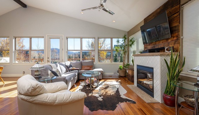 Basalt Bliss - Prime Location, Views, Pet Friendly!