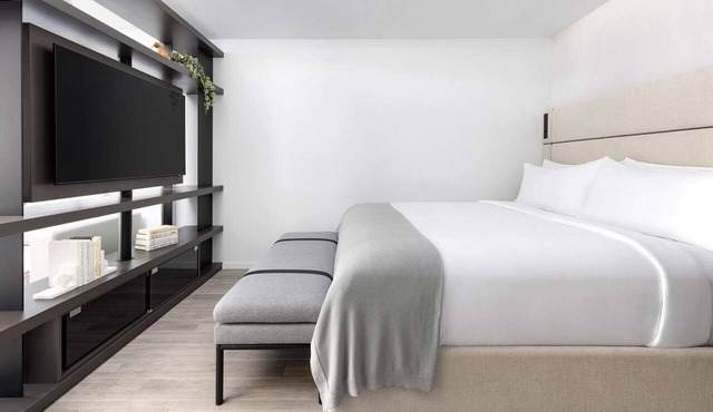 Bay View Studio Suite with King Bed at The Elser Hotel Miami