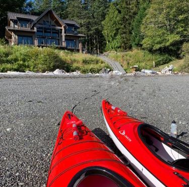 Beach Kayaks Hot Tub Private Cottage