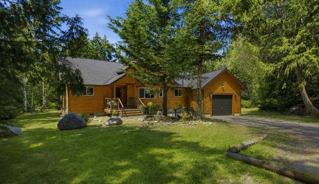 Beachcombers Island Hideaway