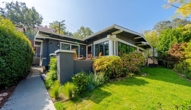 Beautiful Newly Remodeled Craftsman Home in Hollywood
