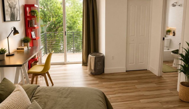 Bright Modern Room w/ Balcony Access