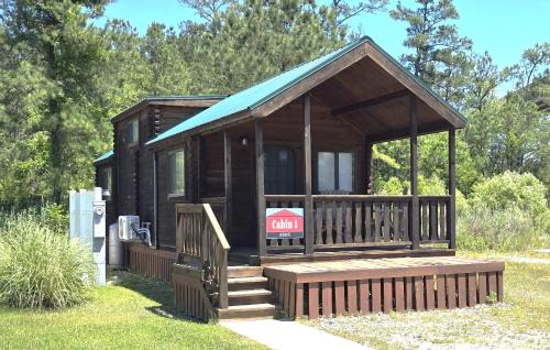 Cabin 1 with Free Ramp access and Fishing Piers