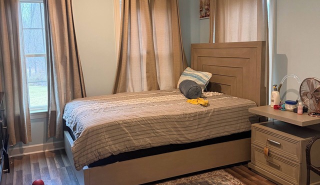 Charming 1-bedroom house with AC in lovely Bowie