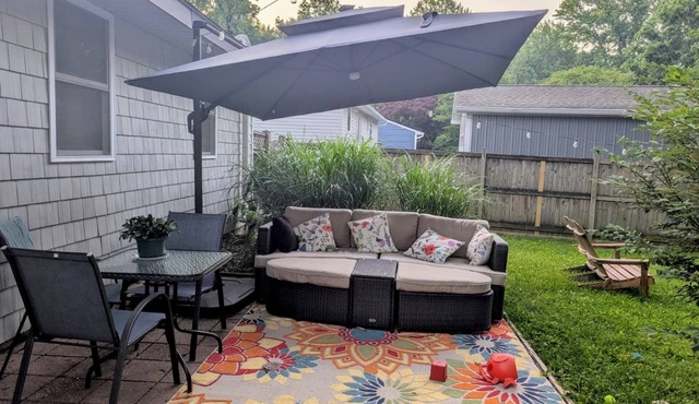 Charming 3-bedroom home in Arnold’s water-privileged community near the park