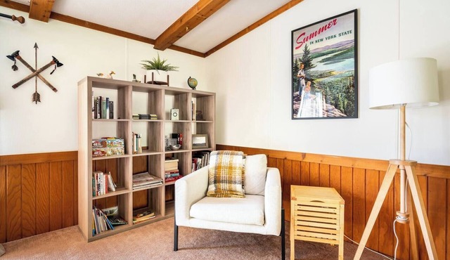 Charming 3-bedroom home with WiFi in marvelous Fleischmanns, close to Belleayre!