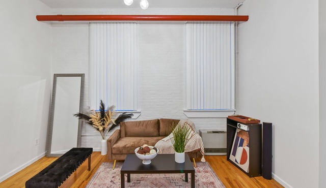 Charming Luxe 2bdrm Continental Residence