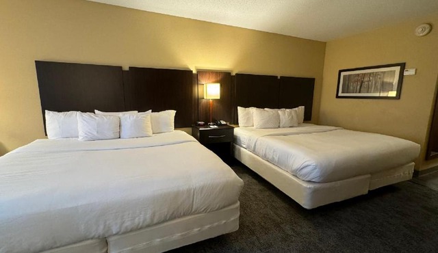 Comfort Inn & Suites Lexington Park near Pax River