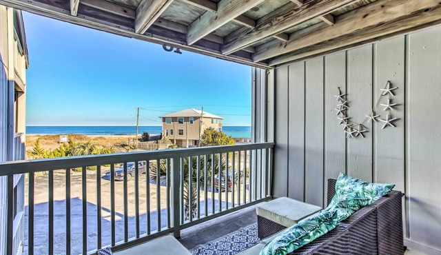 Condo w/Pool Access - Walk to Beach!