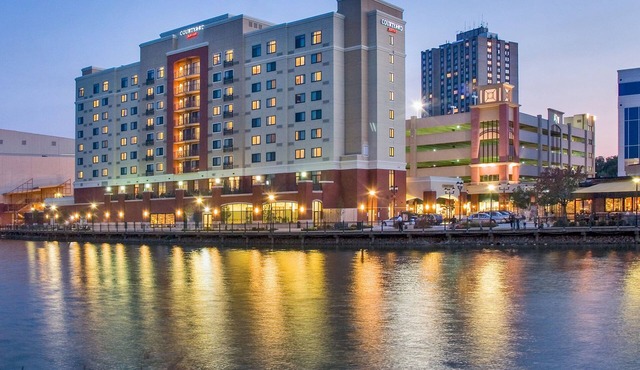 Courtyard by Marriott Gaithersburg Washingtonian Center