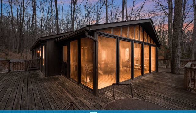 Cozy cabin w/deck & grill, dog-friendly, trails