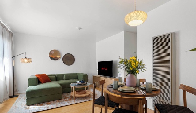 Cozy, charming home at Culver City downtown