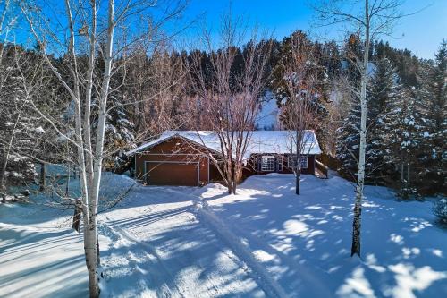 Cozy Home w/Hot Tub: 7 Mi to Pagosa Hot Springs
