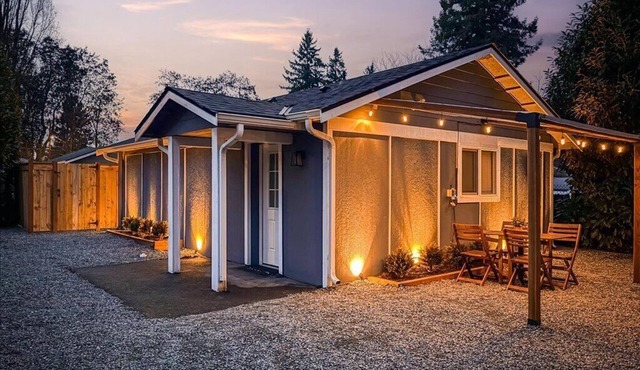 Cozy Private 2BR - Minutes to SeaTac & Downtown