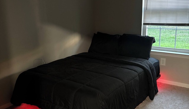 Cozy Room in Dover