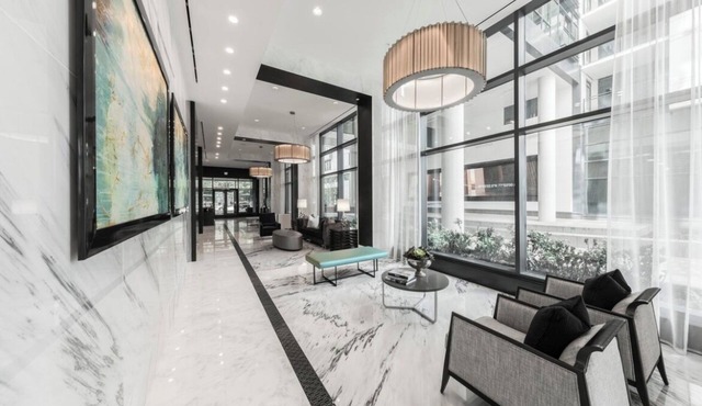 Cozy & Spacious 1-Bedroom Apartment in Arlington, VA W/Modern Amenities