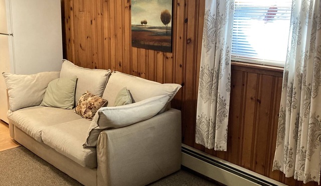 Cozy studio apartment near beach