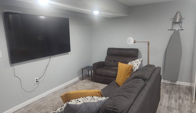 Cozy studio with separate entrance
